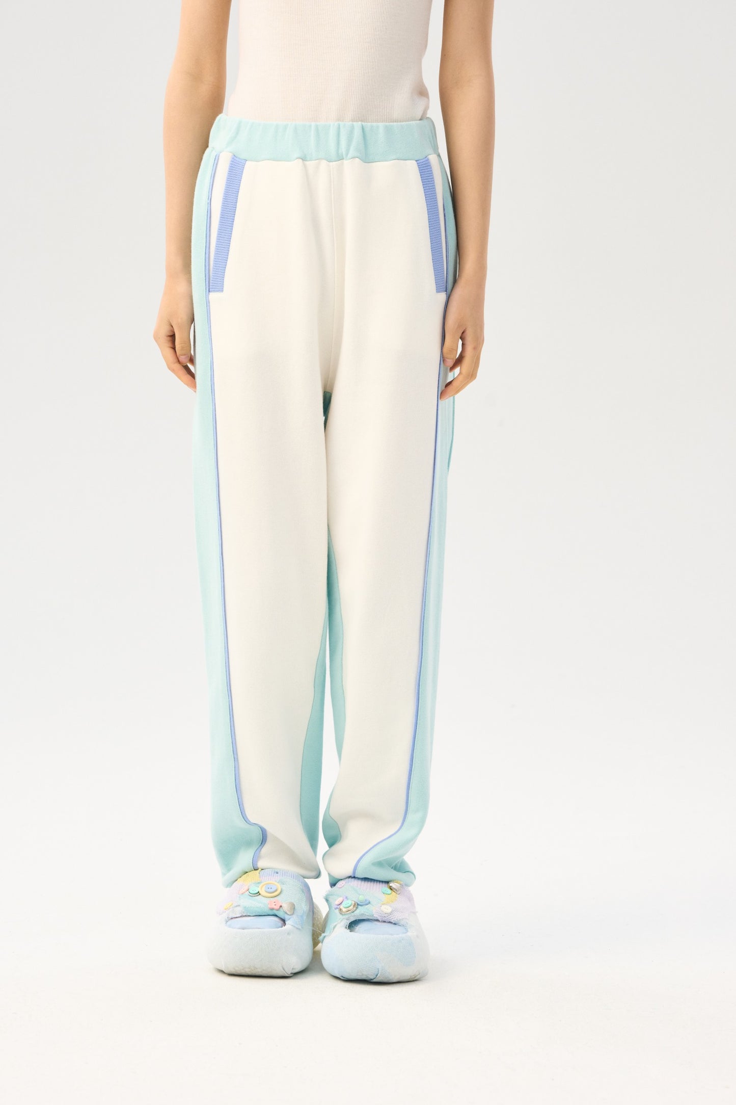 Color blocking wool pants