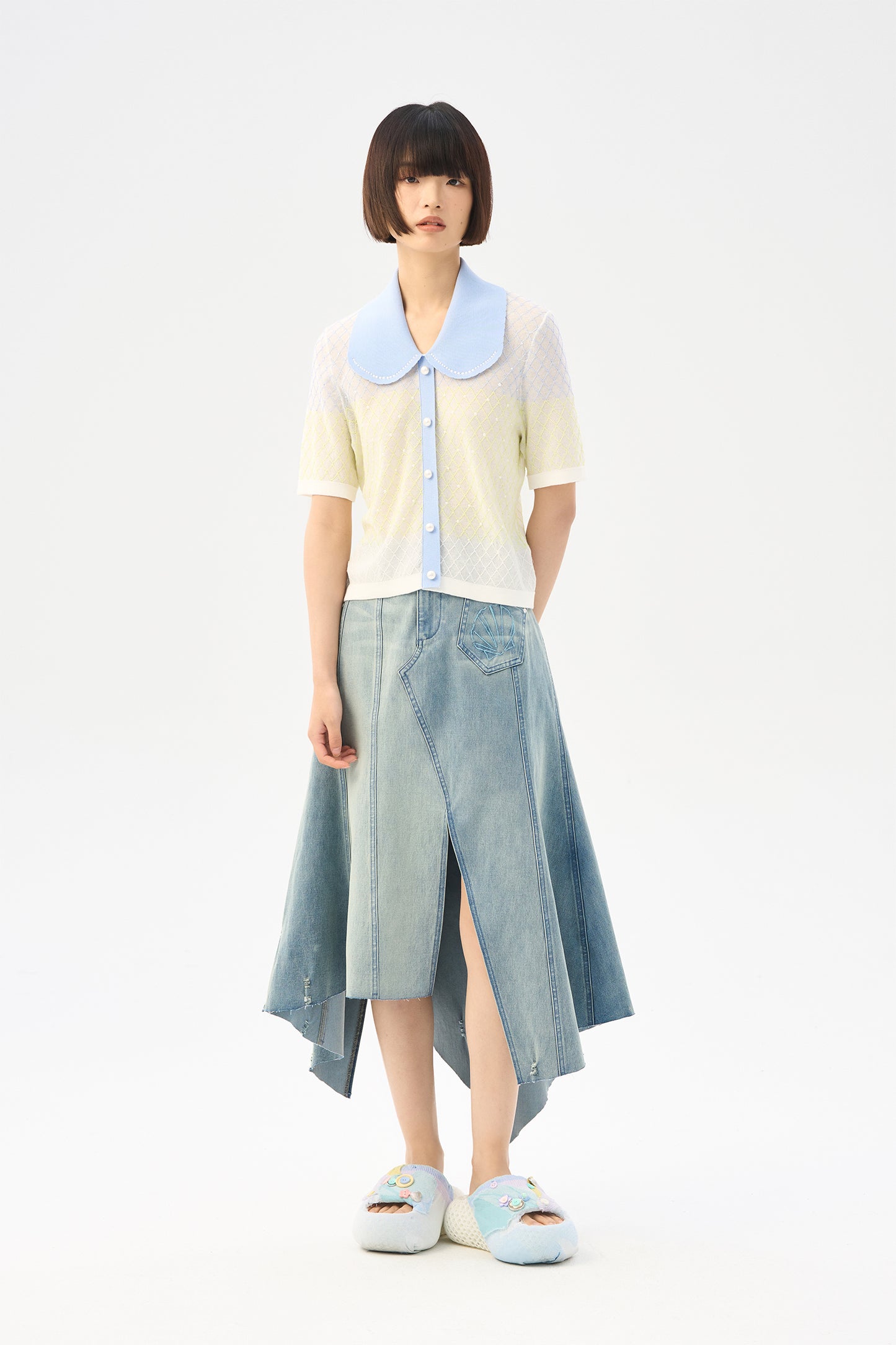 Baby neck pearl knit sweater